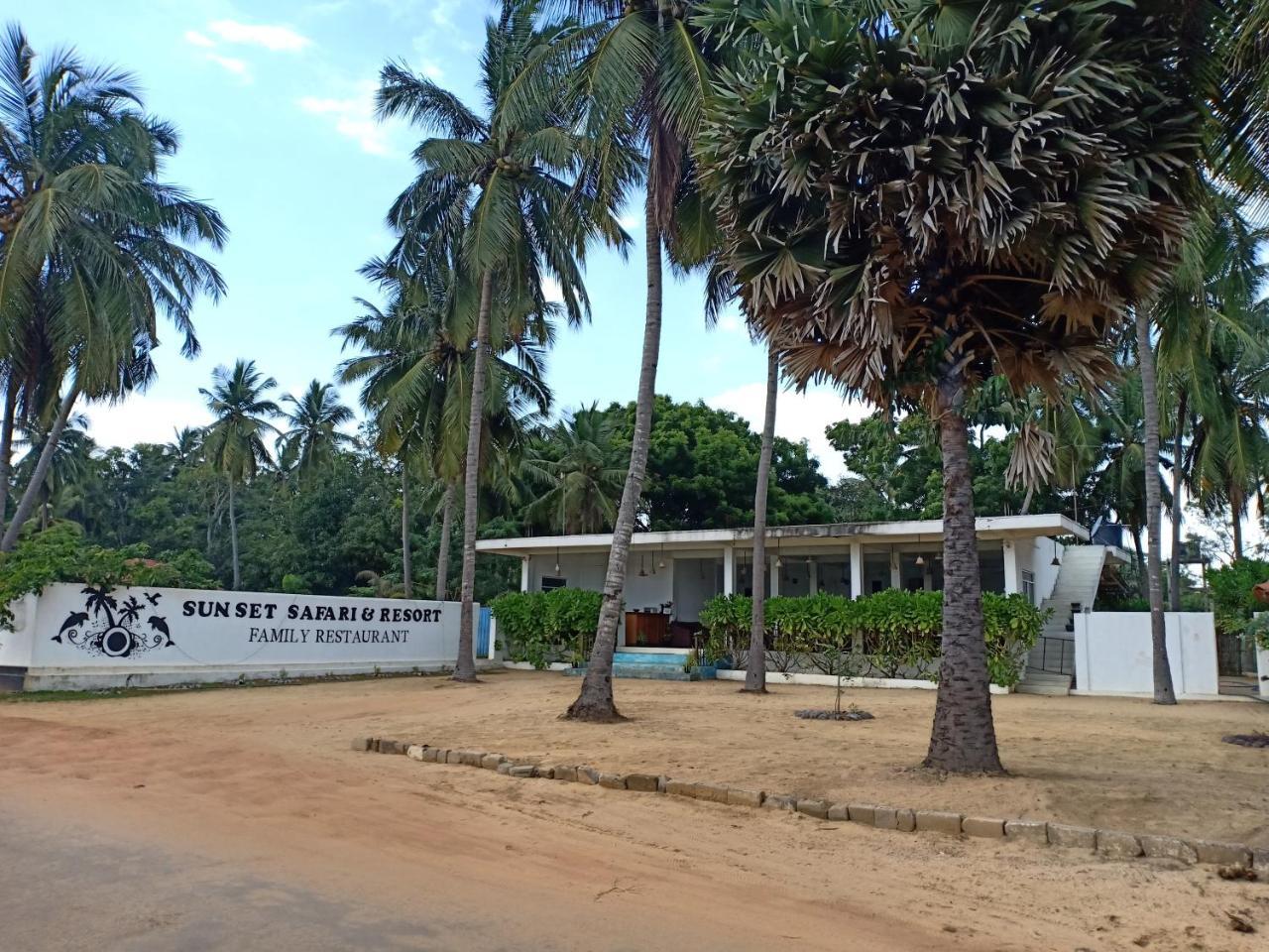 Sunset Safari & Resort Kalpitiya Exterior foto